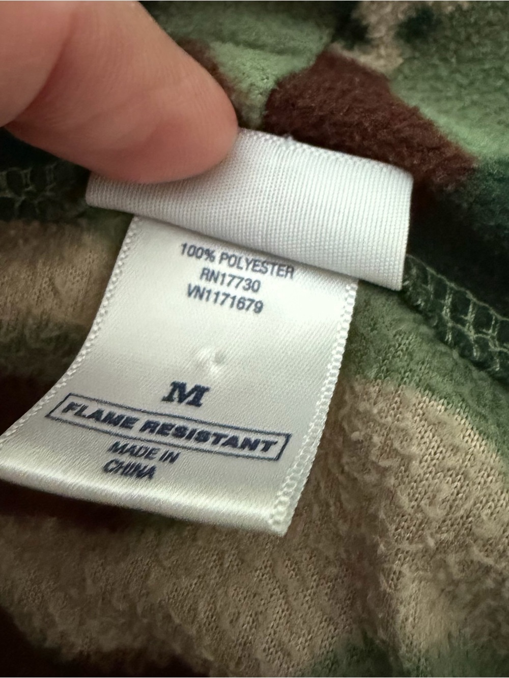Cherokee Camo Robe - Medium - Picture 4 of 5